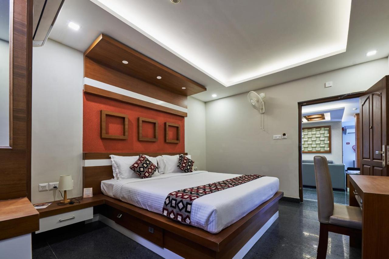 Отель Vidya Residency Thrissur Экстерьер фото