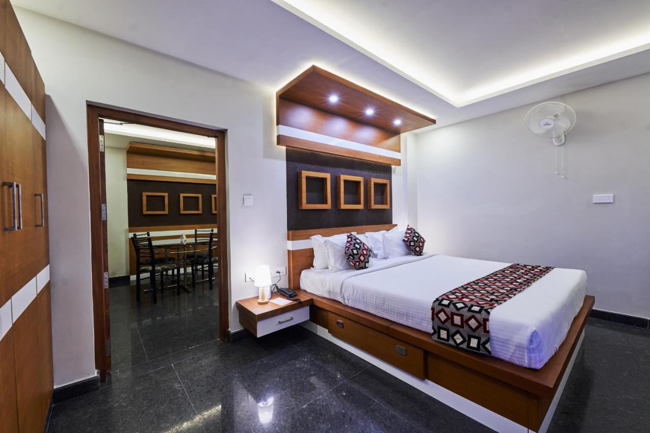 Отель Vidya Residency Thrissur Экстерьер фото