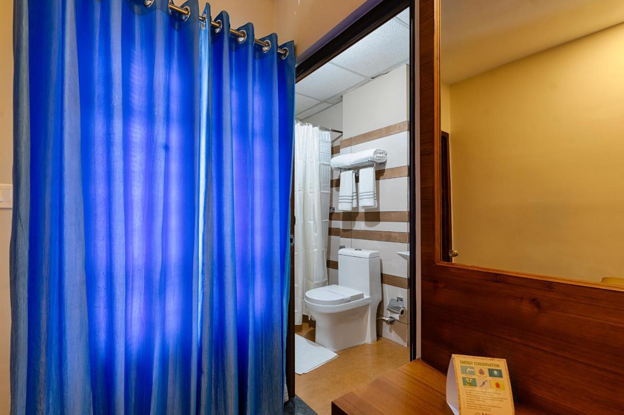 Отель Vidya Residency Thrissur Экстерьер фото