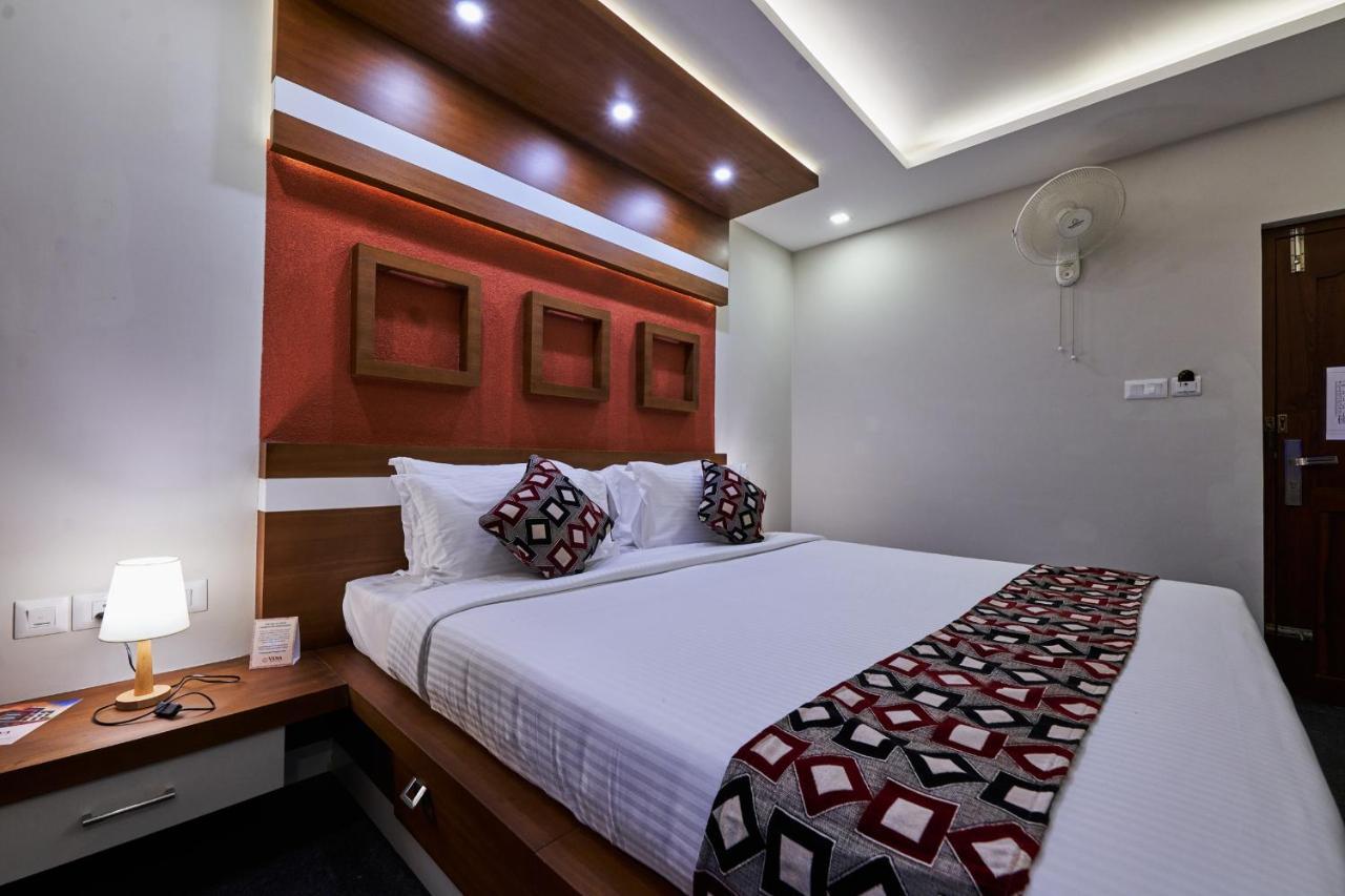 Отель Vidya Residency Thrissur Экстерьер фото