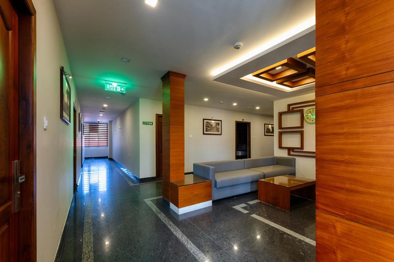 Отель Vidya Residency Thrissur Экстерьер фото