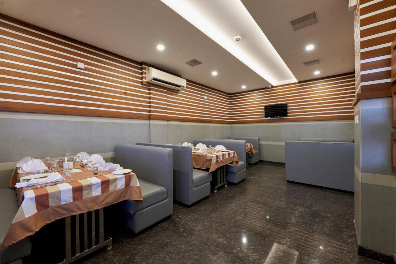 Отель Vidya Residency Thrissur Экстерьер фото