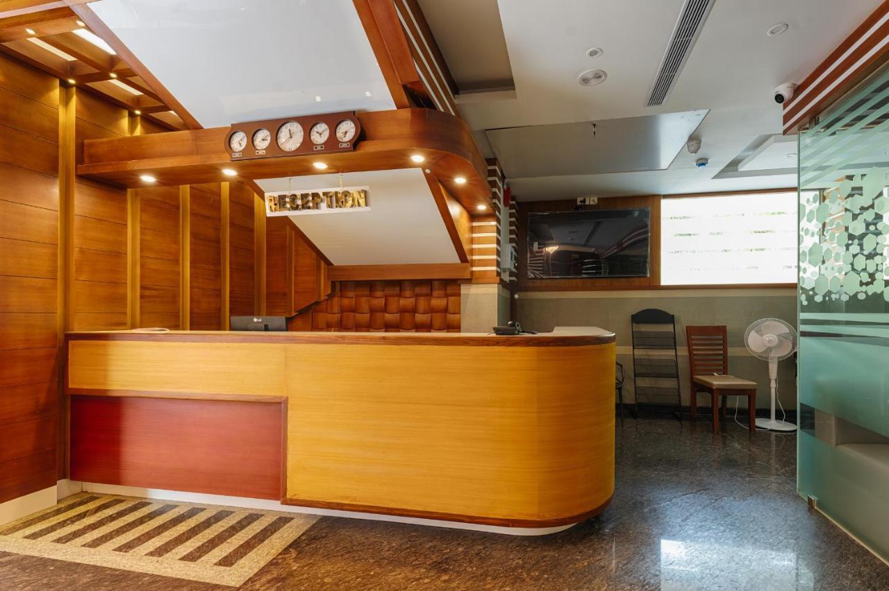 Отель Vidya Residency Thrissur Экстерьер фото