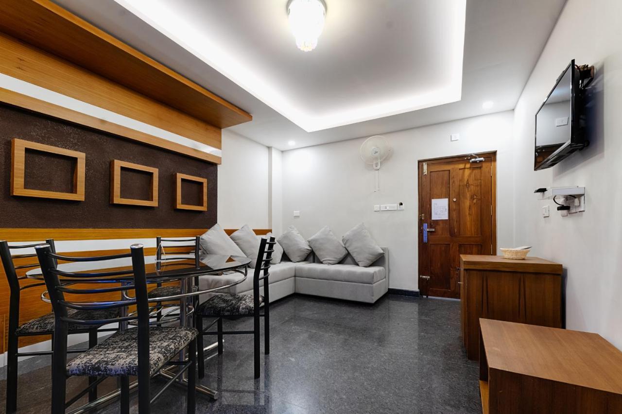 Отель Vidya Residency Thrissur Экстерьер фото